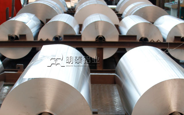 揚(yáng)州鋁箔廠家-鋁箔包裝市場的飛速發(fā)展中鋁板廠家誰主沉浮